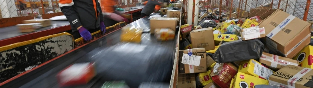 COVID THÚC ĐẨY LÀN SÓNG THƯƠNG MẠI ĐIỆN TỬ XUYÊN BIÊN GIỚI